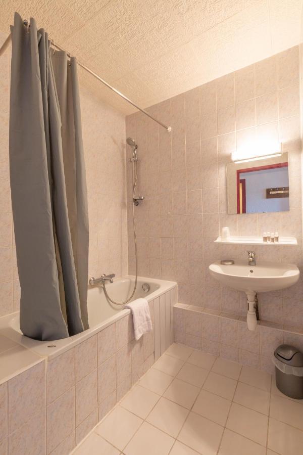 Hotel L'Escale Châtel Zewnętrze zdjęcie