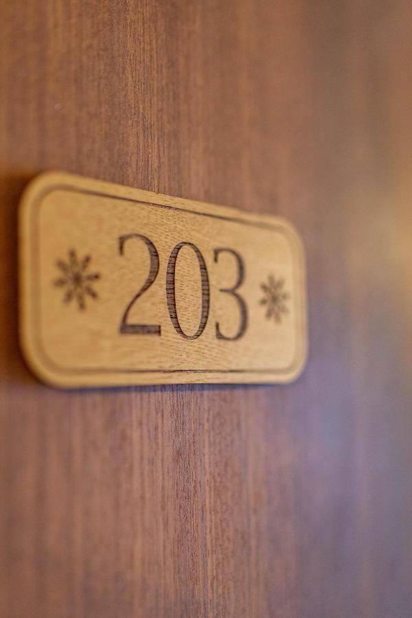 Hotel L'Escale Châtel Zewnętrze zdjęcie