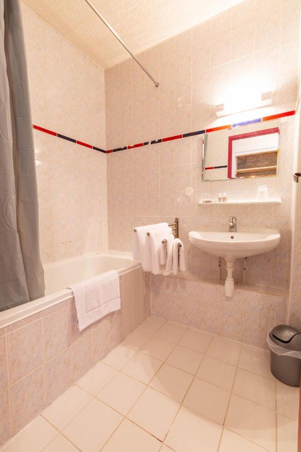 Hotel L'Escale Châtel Zewnętrze zdjęcie